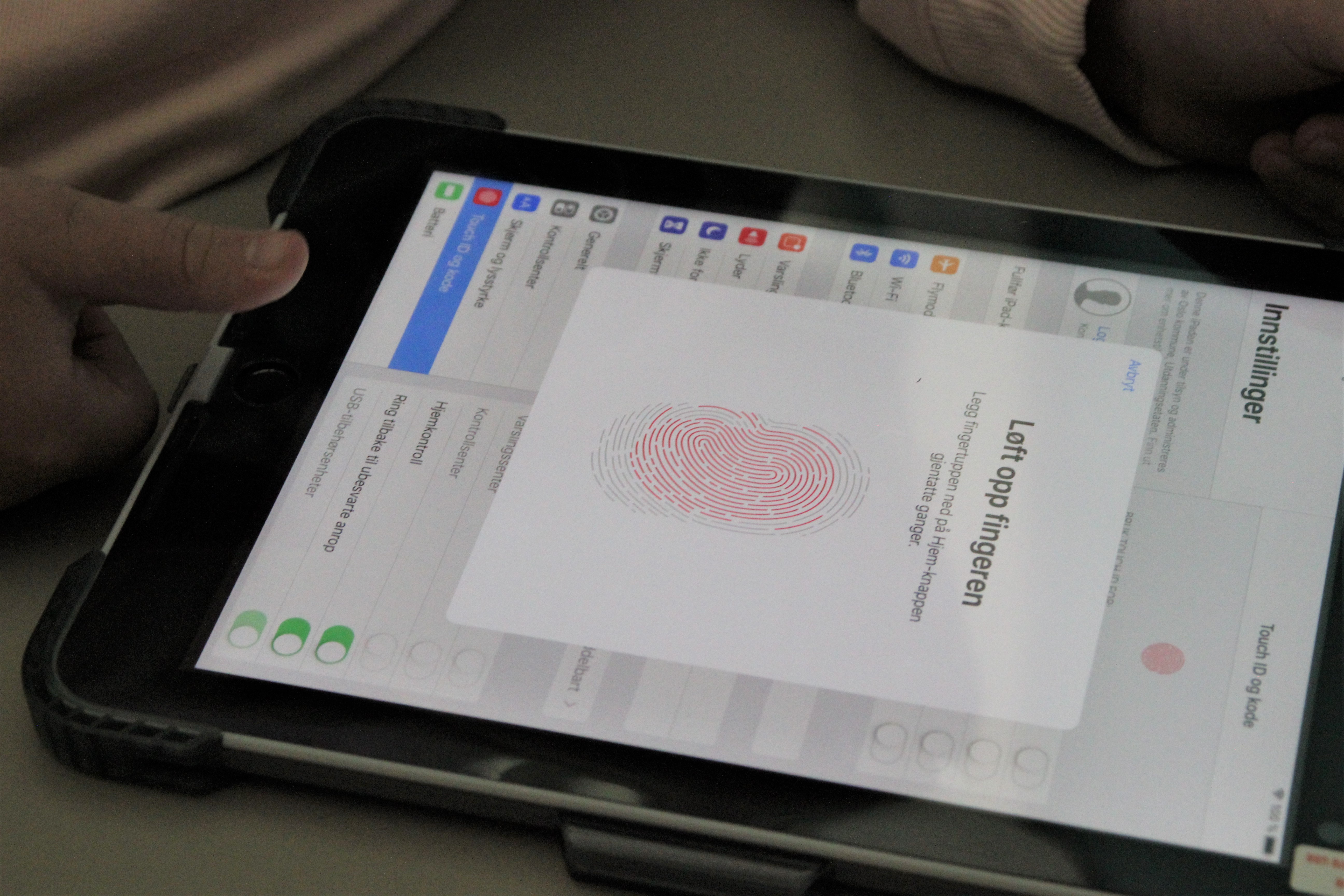 Konfigurering av Touch ID