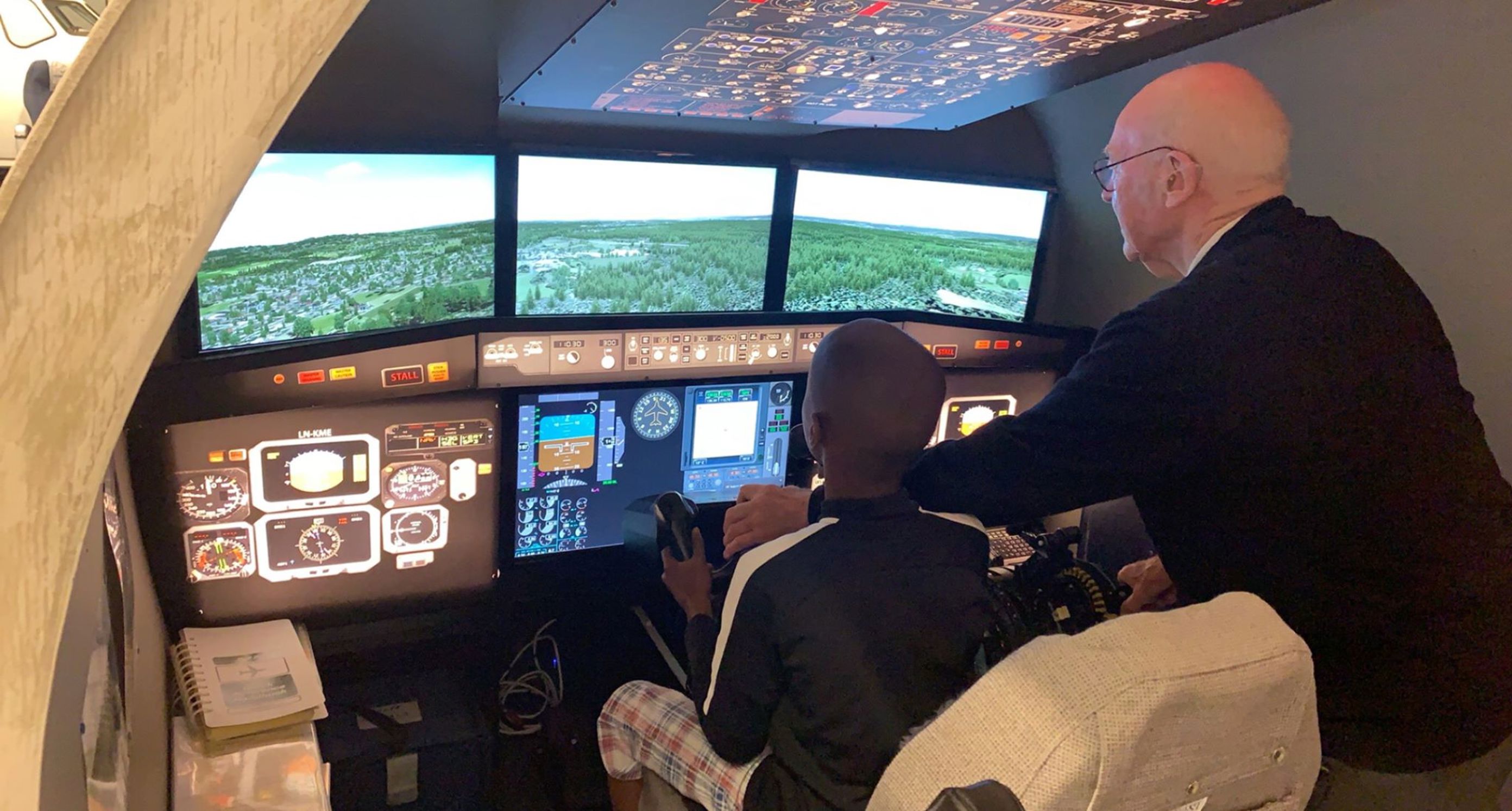 Tirsdagsklubben besøker SAS flymuseum Tirsdagsklubben besøker SAS flymuseum