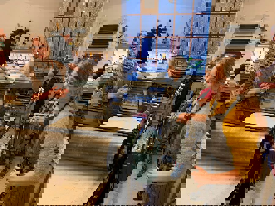 Norske Grafikeres Verksted – tungt arbeid (foto: Hanne)